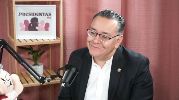 Susi Cueto entrevista al Senador Gabriel García en Presidentas MX